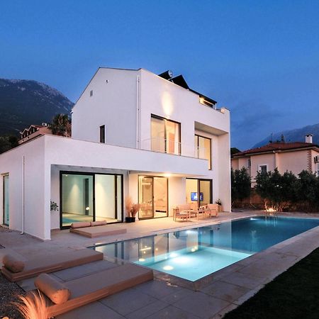 Villa Neo With 2 Private Pools, Bbq, Jacuzzi And Sauna Fethiye Bagian luar foto