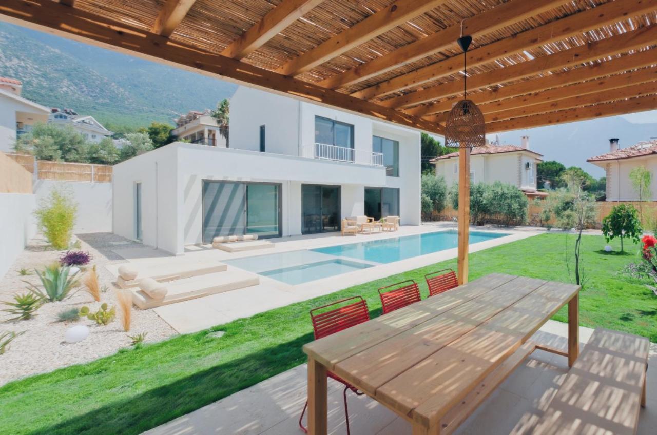 Villa Neo With 2 Private Pools, Bbq, Jacuzzi And Sauna Fethiye Bagian luar foto